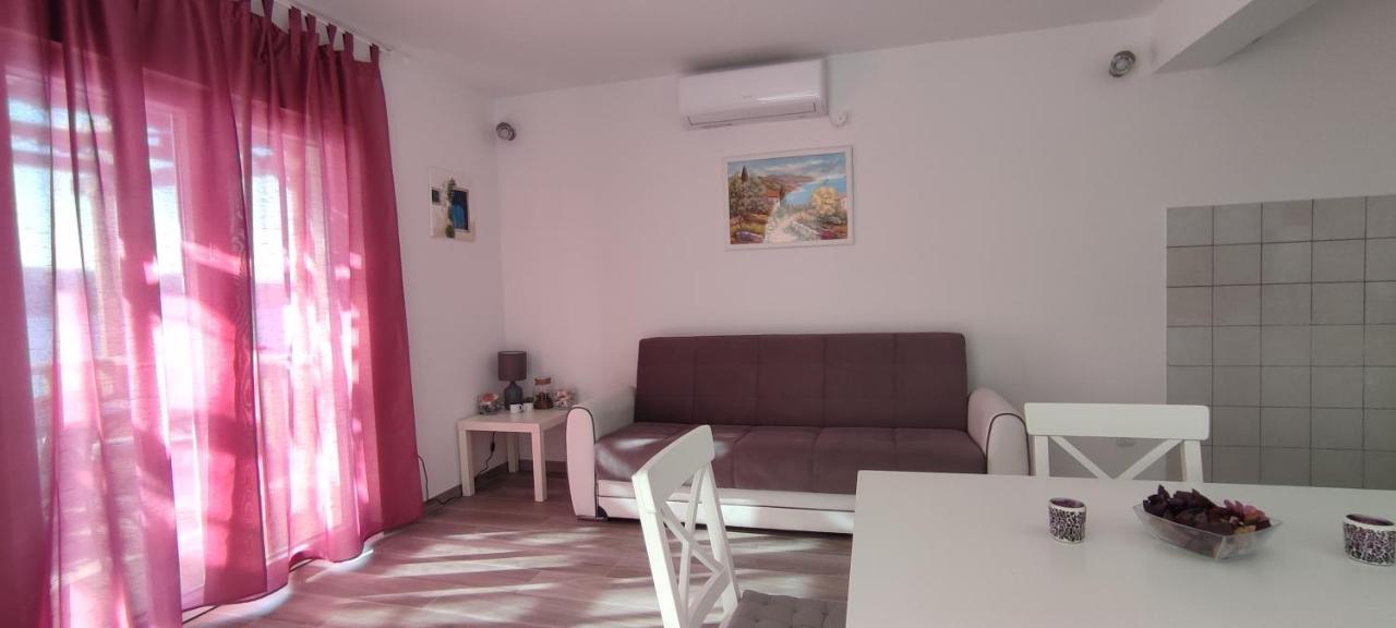 Sunset Apartments 斯拉诺 外观 照片